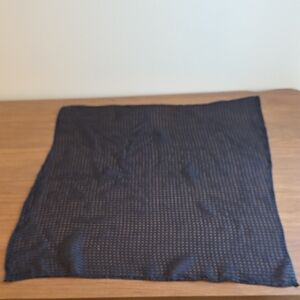 Heyne Bogut Lightweight Black Square Scarf